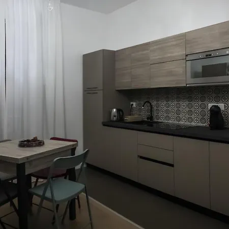 Casa Sciunzi - Elegant In Termini Apartamento